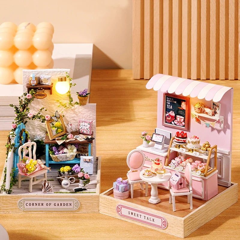 Mini DIY Dollhouse Kit